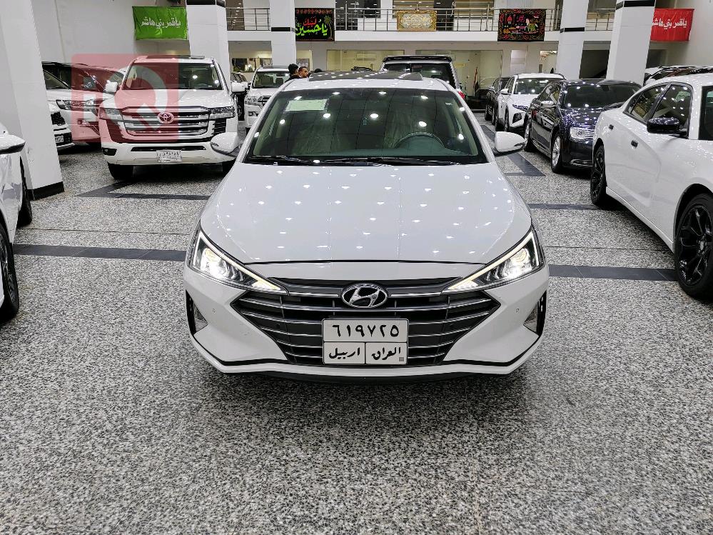هیوندای ئەلەنترا